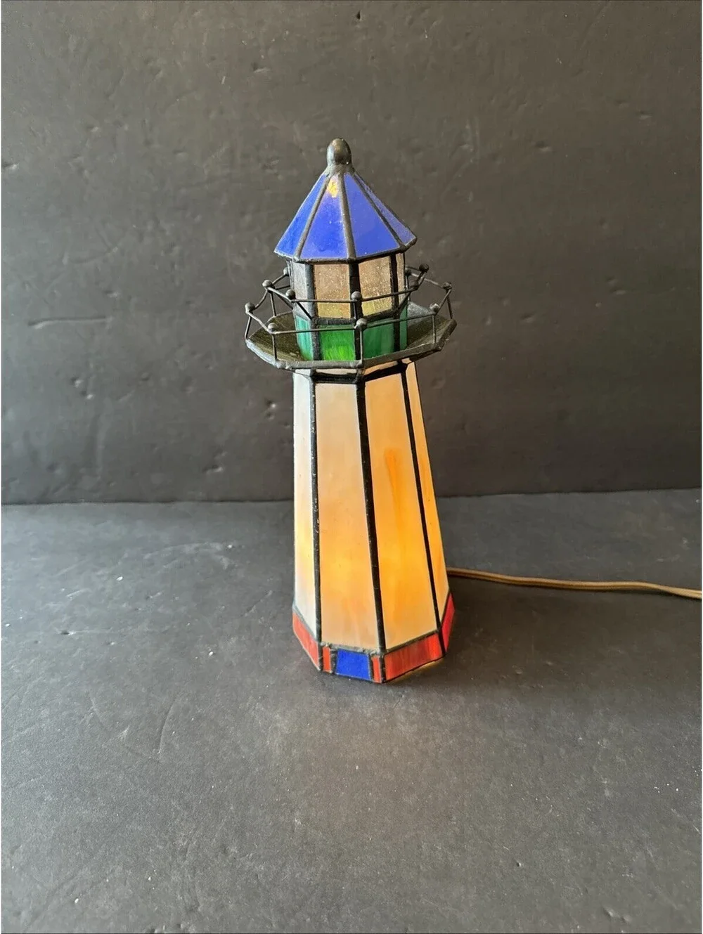 Tiffany-Style Stained Glass Lighthouse 10” H Nautical Beach Nite Light Lamp